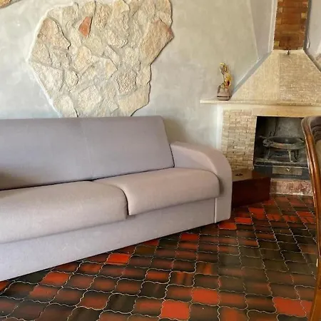 Enzo Villa Monte Sant'Angelo